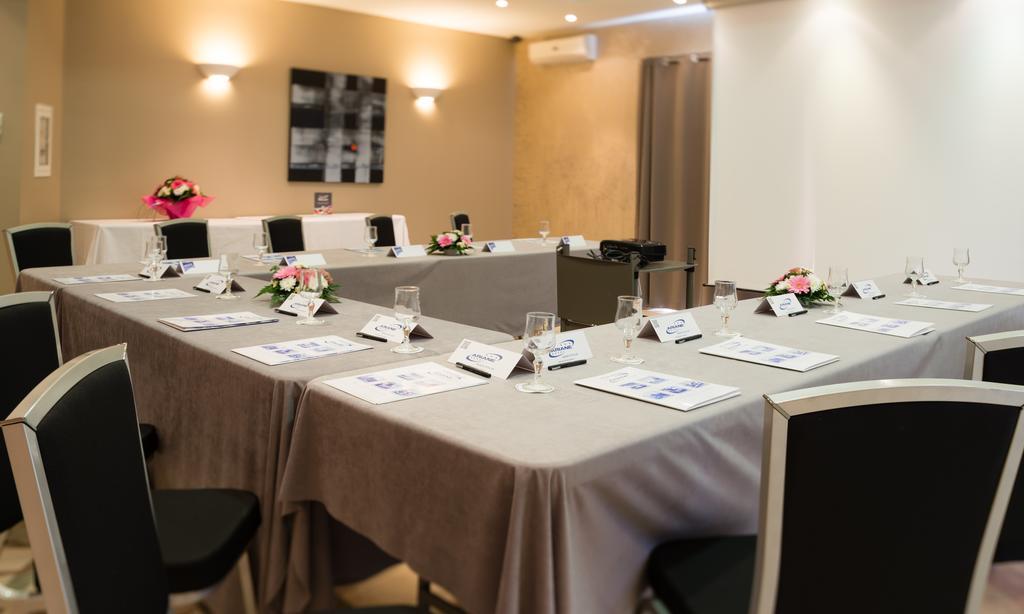 Hotel Ariane Istres Exterior foto