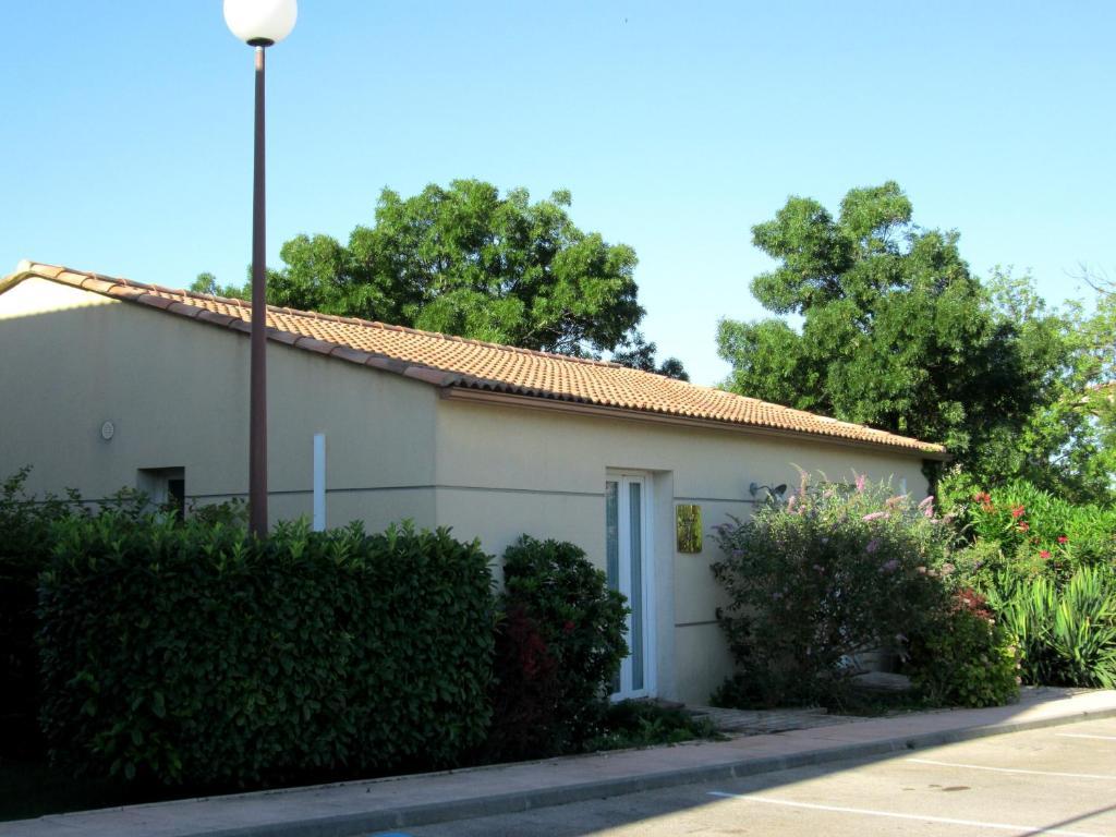 Hotel Ariane Istres Zimmer foto
