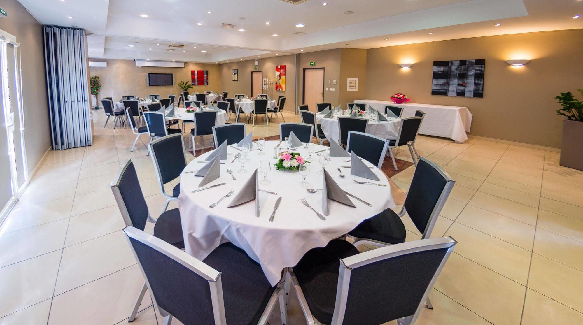 Hotel Ariane Istres Exterior foto